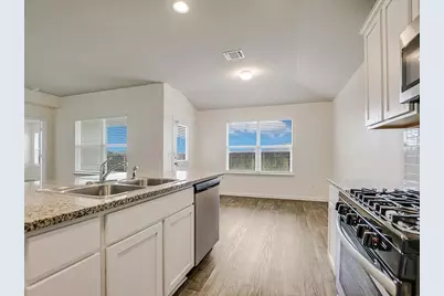 1011 Pembroke Court, Hutto, TX 78634 - Photo 2