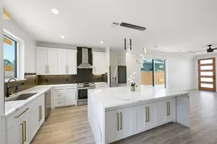 1606 Harvey St, Austin, TX 78702 - Photo 6
