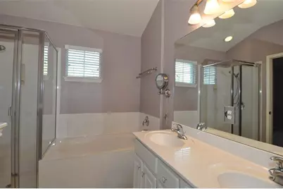 1900 Scofield Ridge Parkway #5403, Austin, TX 78727 - Photo 14