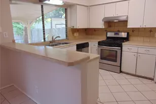 10301 Ray Ave, Austin, TX 78758 - Photo 6