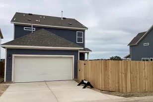 213 Leeland Dr, Liberty Hill, TX 78642 - Photo 20