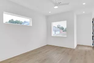 7208 Providence Ave, Austin, TX 78752 - Photo 8