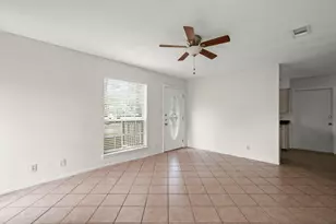 1404 Valleyridge Cir, Austin, TX 78704 - Photo 6