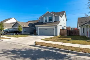 313 Majestic Cedar Dr, Liberty Hill, TX 78642 - Photo 2