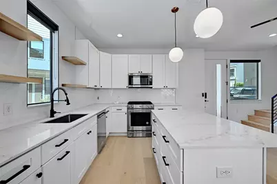 1140 Webberville Road #9, Austin, TX 78721 - Photo 4