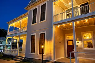 1807 E Cesar Chavez St, Austin, TX 78702 - Photo 12