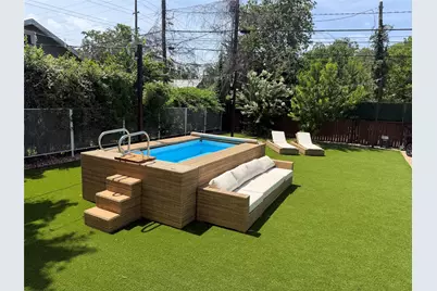 1807 E Cesar Chavez Street, Austin, TX 78702 - Photo 2