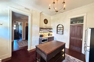 1807 E Cesar Chavez St, Austin, TX 78702 - Photo 16