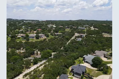 20709 Broken Arrow Street, Lago Vista, TX 78645 - Photo 14