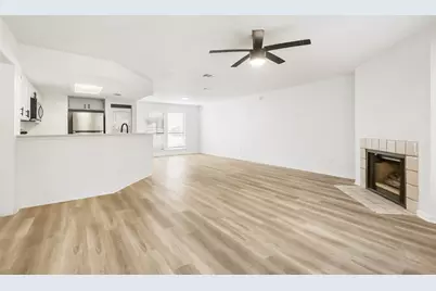923 E 41st Street #105, Austin, TX 78751 - Photo 2