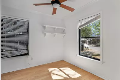 2710 E 3rd Street, Austin, TX 78702 - Photo 16