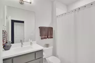 19504 Serenity Ln, Lago Vista, TX 78645 - Photo 22