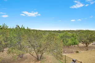 19504 Serenity Ln, Lago Vista, TX 78645 - Photo 14