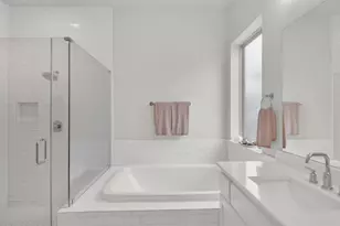 19504 Serenity Ln, Lago Vista, TX 78645 - Photo 14