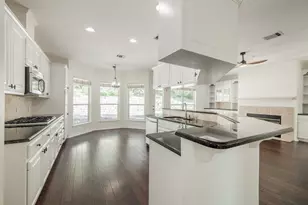 6102 Bon Terra Dr, Austin, TX 78731 - Photo 12