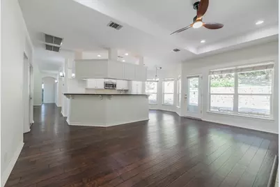 6102 Bon Terra Drive, Austin, TX 78731 - Photo 10