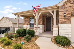 405 Kitty Hawk Rd, Georgetown, TX 78633 - Photo 4