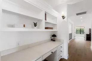 1036 Liberty Park Dr, Austin, TX 78746 - Photo 30