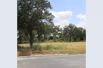 112 Mesones Road, Florence, TX 76527 - Photo 4