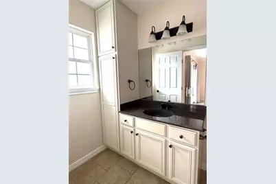 1407 West 39th 1/2 Street #202, Austin, TX 78756 - Photo 12