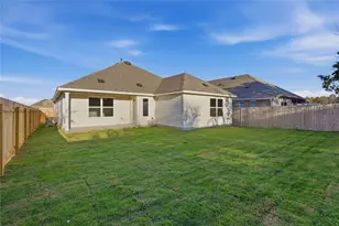 350 Mustang Bnd, Kyle, TX 78640 - Photo 18