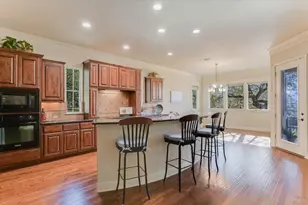 17621 W Reed Parks Rd, Jonestown, TX 78645 - Photo 6