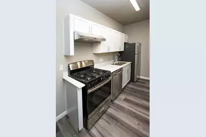 911 W 22nd Street #303, Austin, TX 78705 - Photo 8