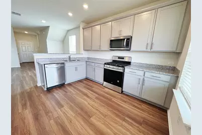 916 Papaya Drive, Buda, TX 78610 - Photo 4