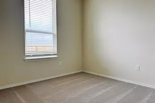 916 Papaya Dr, Buda, TX 78610 - Photo 16