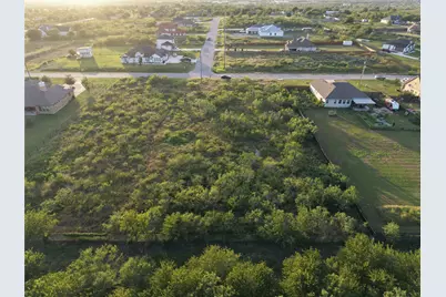 232 E Ridge Lane, Kyle, TX 78640 - Photo 12