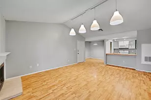 1202 Thorpe Ln, San Marcos, TX 78666 - Photo 8