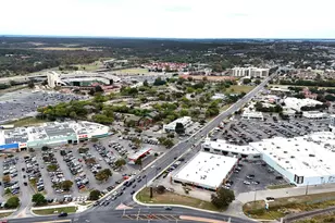 1202 Thorpe Ln, San Marcos, TX 78666 - Photo 34