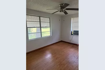 1825 E Pierce Street, Luling, TX 78648 - Photo 8