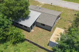 1037 Wilkes Cir, Smithville, TX 78957 - Photo 26