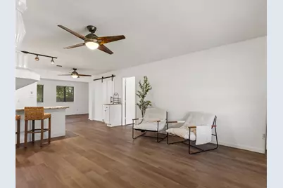 1037 Wilkes Circle, Smithville, TX 78957 - Photo 6