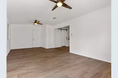 1037 Wilkes Circle, Smithville, TX 78957 - Photo 16