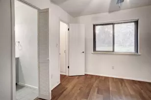 1037 Wilkes Cir, Smithville, TX 78957 - Photo 18