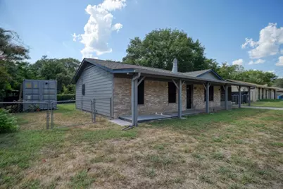 1037 Wilkes Circle, Smithville, TX 78957 - Photo 2