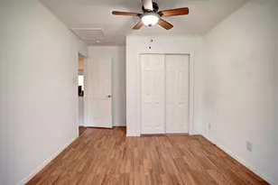 1037 Wilkes Cir, Smithville, TX 78957 - Photo 24