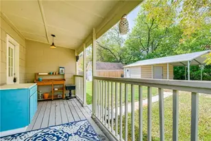 1319 Davis St, Taylor, TX 76574 - Photo 18