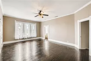 1319 Davis St, Taylor, TX 76574 - Photo 6