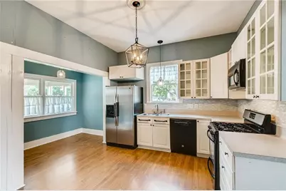 1319 Davis Street, Taylor, TX 76574 - Photo 14