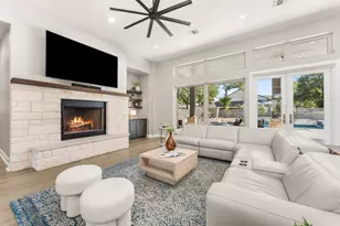 425 Bunker Rnch Blvd, Dripping Springs, TX 78620 - Photo 10