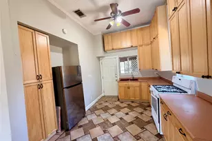 1509 Willow St, Austin, TX 78702 - Photo 8