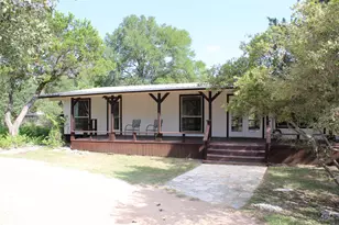 630 Hillsedge Rd, Wimberley, TX 78676 - Photo 2
