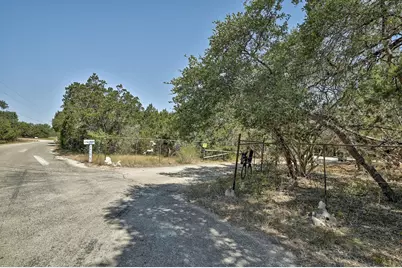 800 Todo Lane, Driftwood, TX 78619 - Photo 6