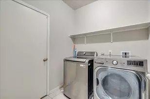 7013 Loretta White Ln, Austin, TX 78744 - Photo 18