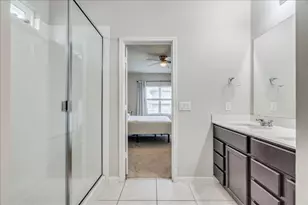 7013 Loretta White Ln, Austin, TX 78744 - Photo 12