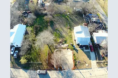 404 Sturgis Street, Taylor, TX 76574 - Photo 2