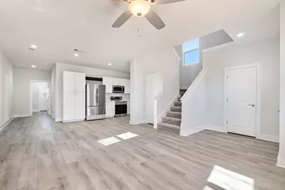 107 Wilkes Street, Smithville, TX 78957 - Photo 6